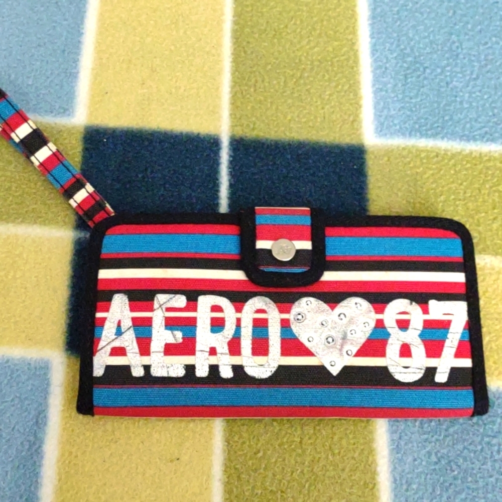 Ladies Aeropostale Wallet- Wristlet